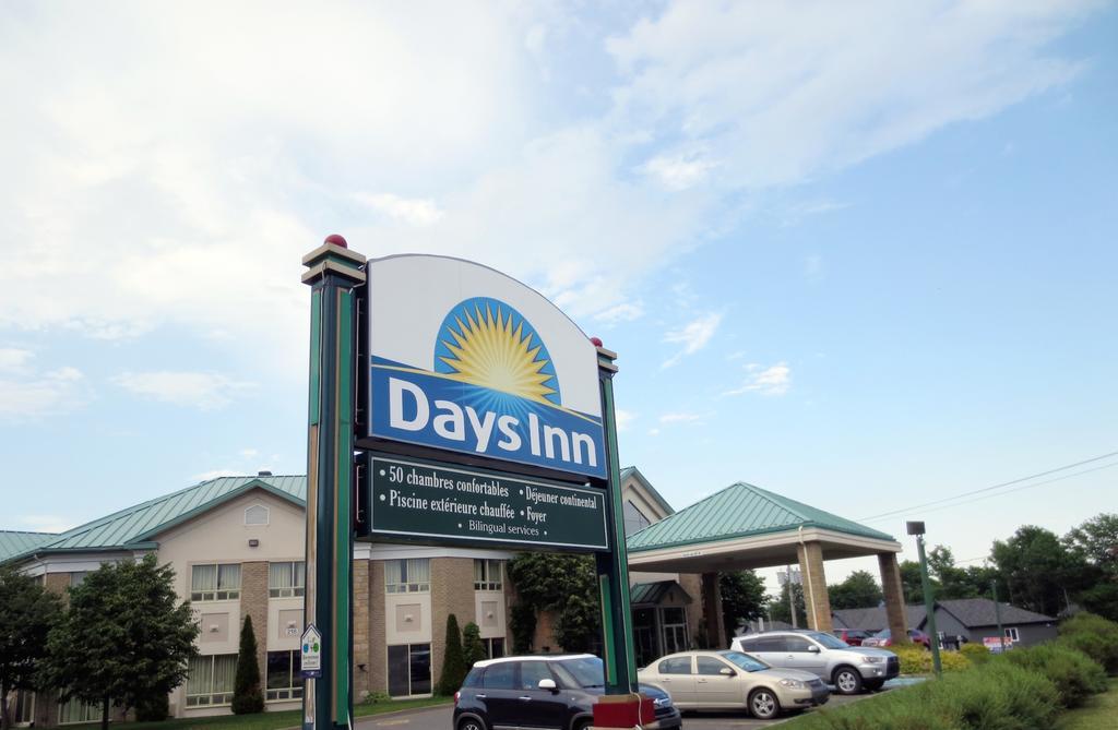 Days Inn By Wyndham Montmagny Eksteriør bilde